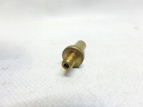 バルブ変換プラグ 仏式→英式