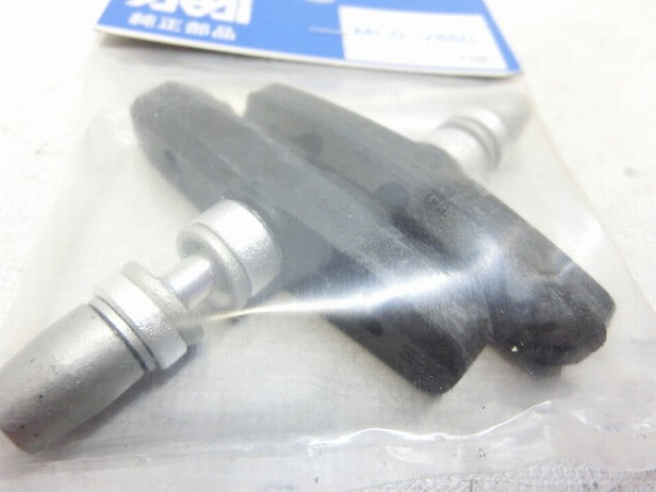 ブレーキシュー MC0-V860 1ペア