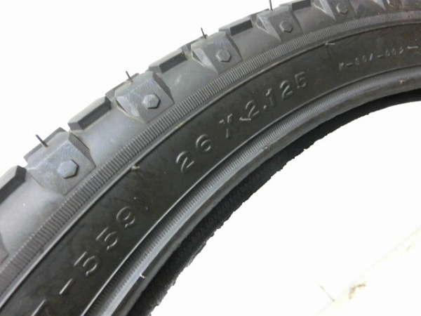 タイヤ 26x2.125