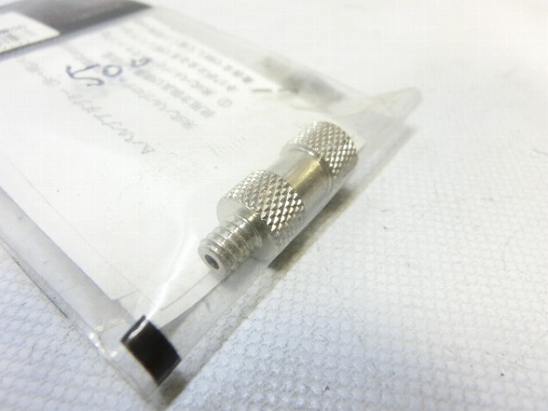 バルブ変換プラグ 米式→英式