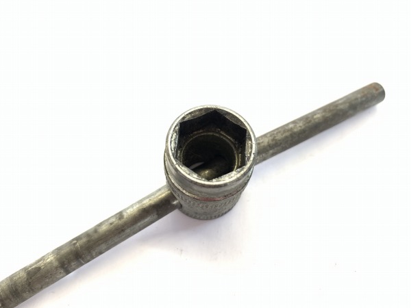 スライディングTハンドル 15mm