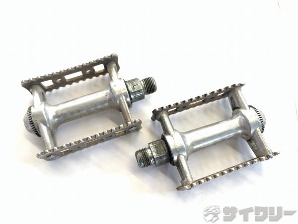 フラットペダル STREAM