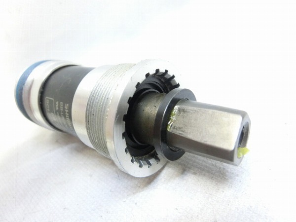 ボトムブラケット BB-UN300 JIS/68mm/123mm/スクエア