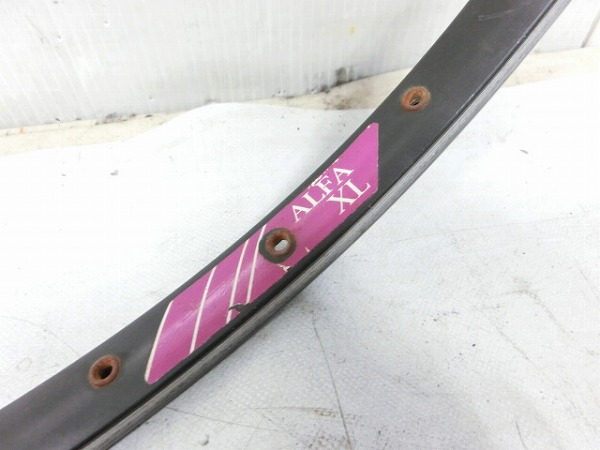 クリンチャーリム ALPHA XL 26インチ/32H