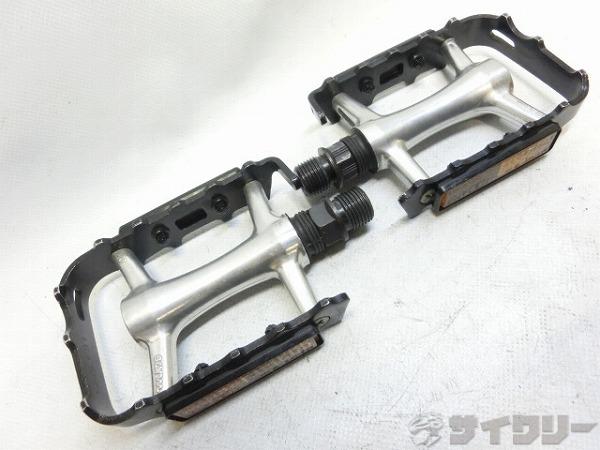 フラットペダル ブラック/シルバー