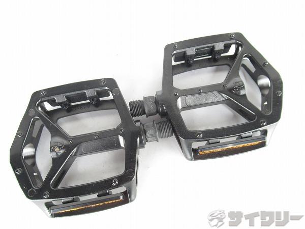 フラットペダル　ブラック