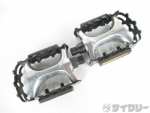 フラットペダル　ブラック/シルバー