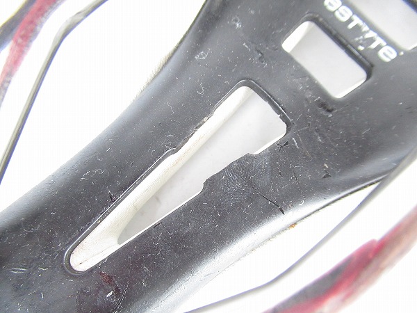 サドル　SKYLINE VT　ホワイト　TITANVレール