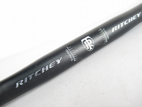 フラットバーハンドル　ブラック　25.4mm/553mm　※カット済