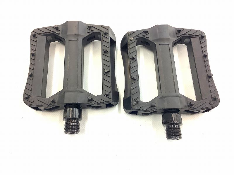 フラットペダル 樹脂