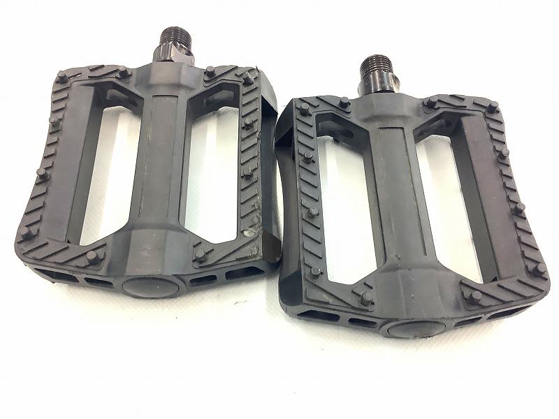 フラットペダル 樹脂