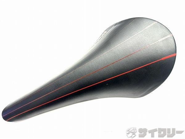 サドル VOLTA R3 ブラック