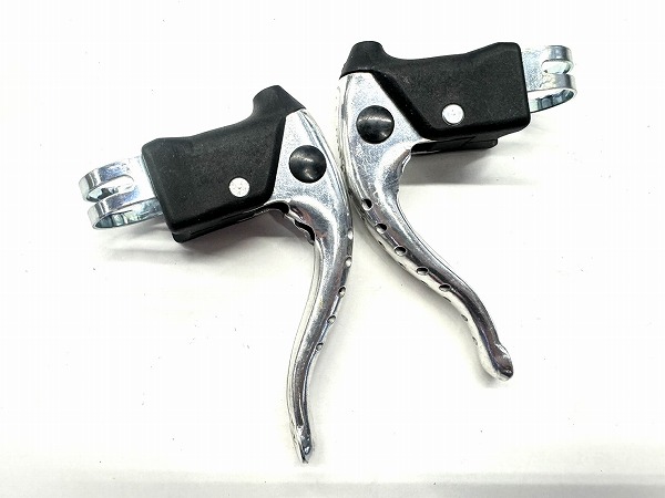 ブレーキレバー カバーなし