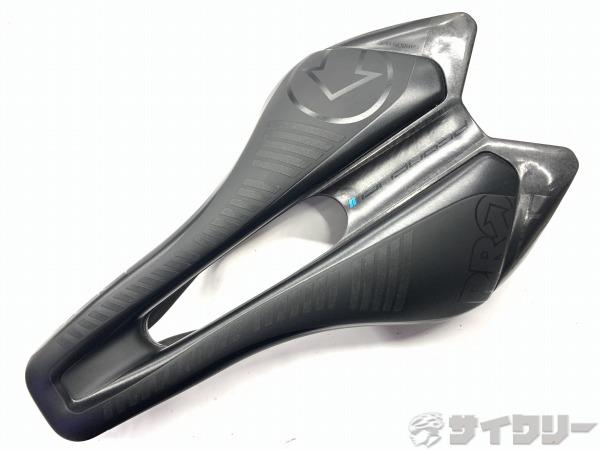 サドル AEROFUEL ステンレスレール 142mm