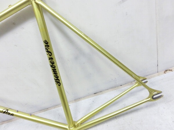 ピストフレーム NJS