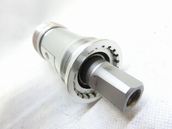 ボトムブラケット JIS/68mm/118mm/スクエア