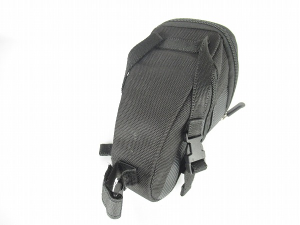 サドルバッグ エアロウェッジパック ストラップタイプ