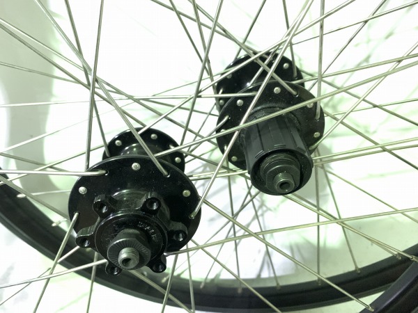 ホイールセット 20インチ(451) 6穴ディスク 100/135mm シマノフリー ※クイック欠品