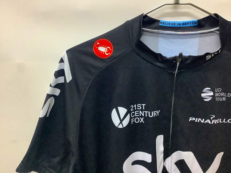 レプリカ半袖ジャージ　XLくらい