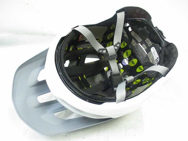 ヘルメット TACTIC 4 M（55-59cm）