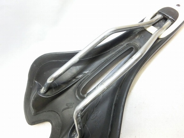 サドル Riva スチールレール