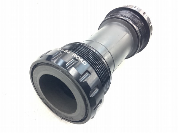 ボトムブラケット SM-BBR60 ITA 70mm