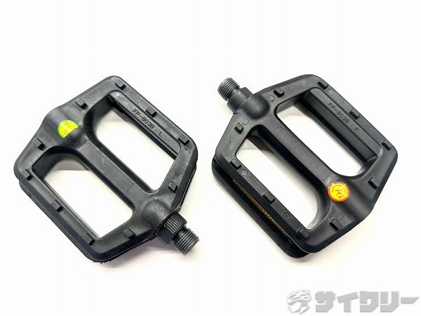 フラットペダル ブラック