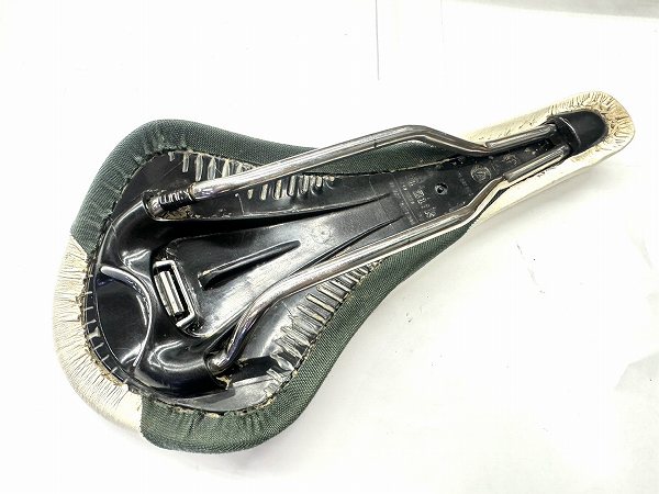 サドル gobi XM KIUMレール