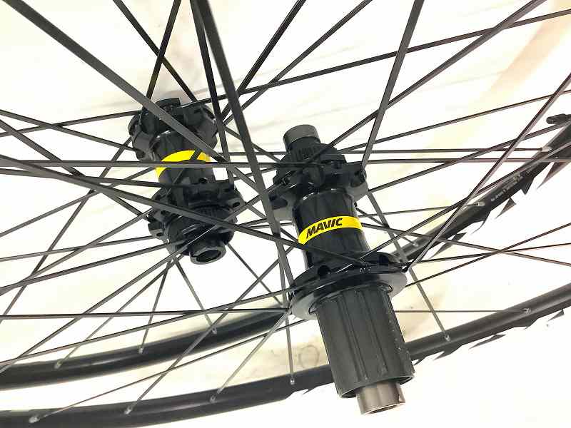 ホイールセット　AKSIUM ELITE UST DISC　700c　シマノフリー(11s)