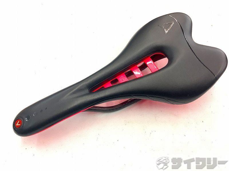 サドル SKYLINE VT カーボンNIOレール
