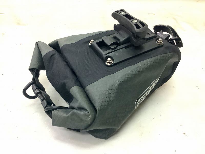 サドルバッグ WATERPROOF ブラック 小