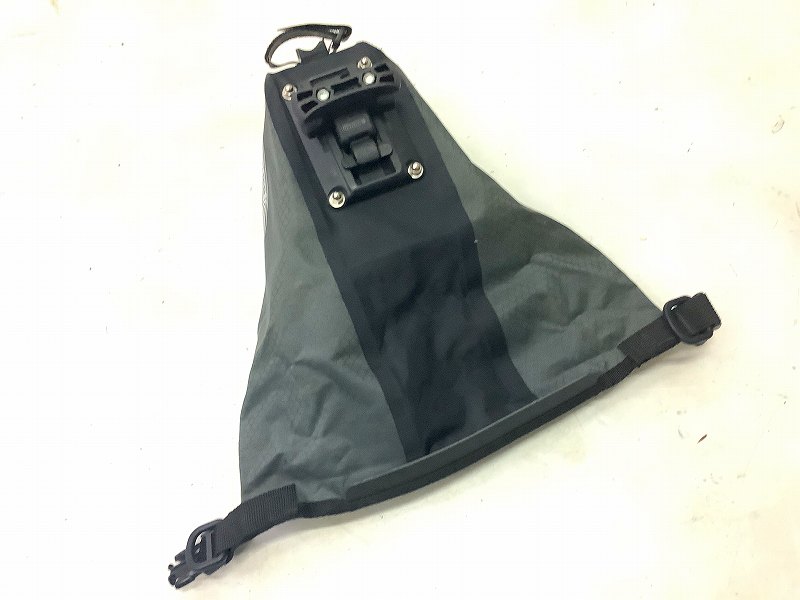 サドルバッグ WATERPROOF ブラック 小