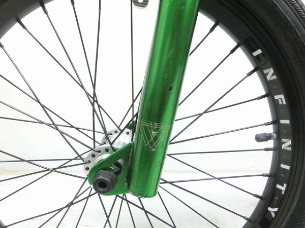 LEGION L100