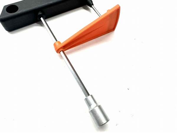TORQUE WRENCH