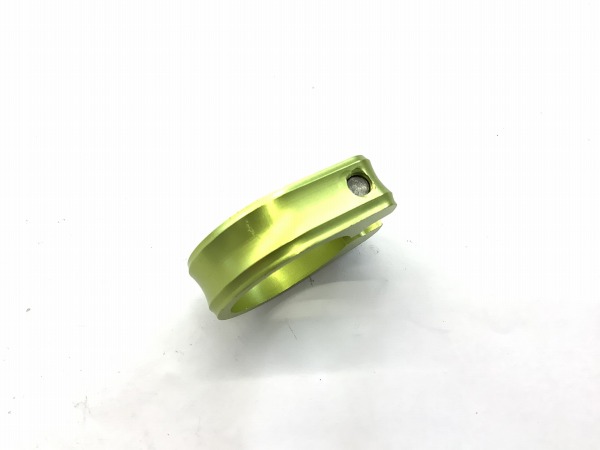 シートクランプ 28.6mm グリーン