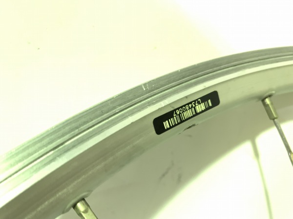 フロントホイール AKSIUM RACE