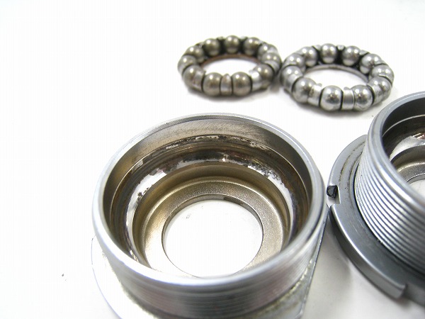 ボトムブラケット R9400 JIS/68mm/109mm/スクエア NJS