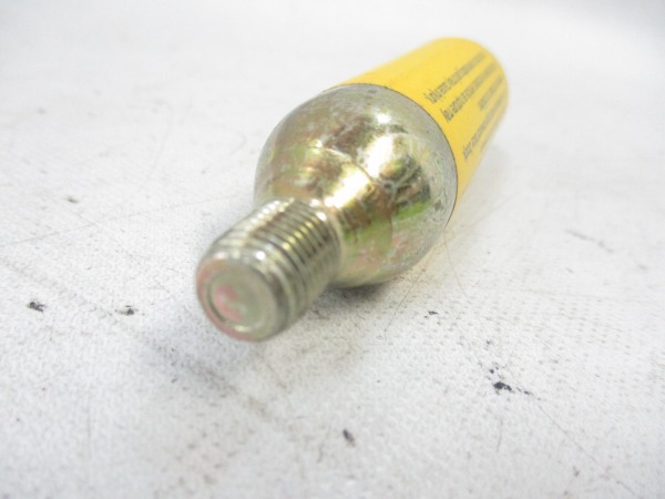 CO2カードリッジ 16g