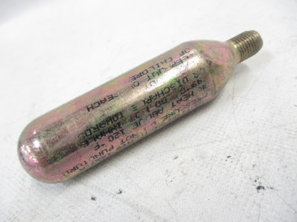 CO2カードリッジ 16g