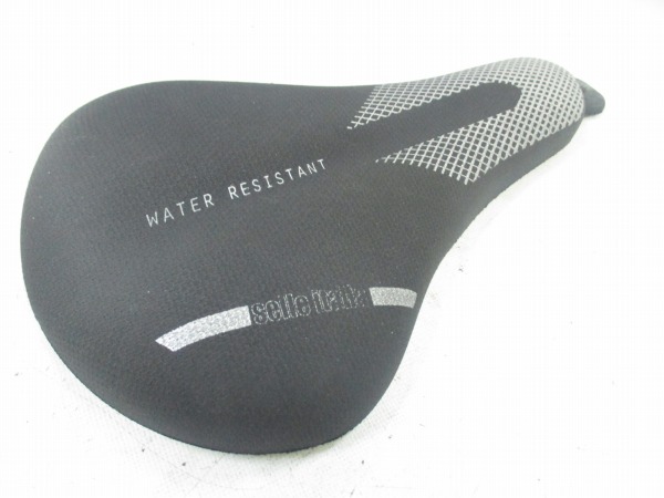 サドルカバー ブラック WATER RESISTANT