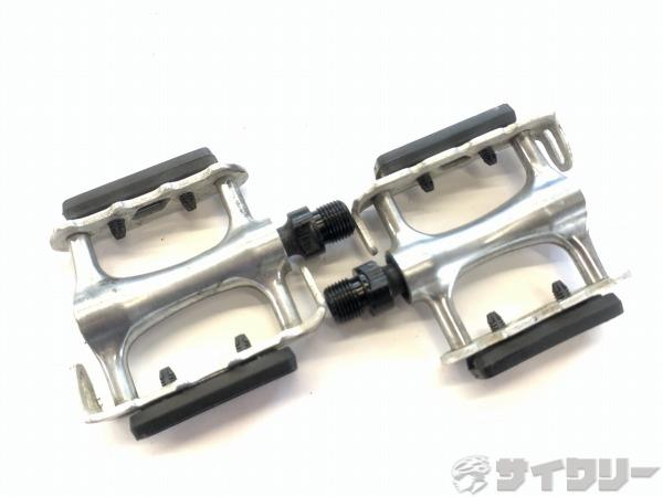 フラットペダル シルバー
