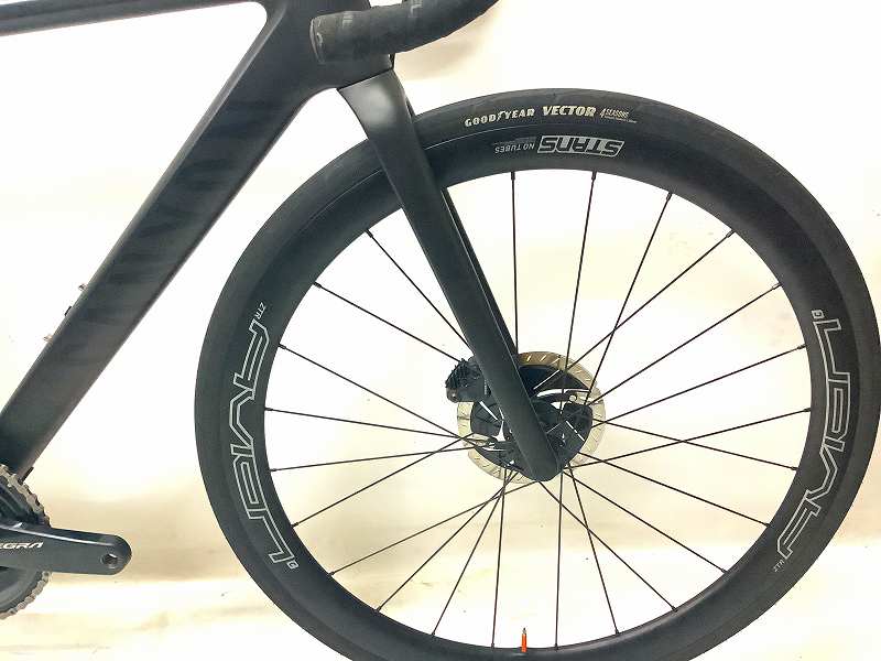 ULTIMATE CF SL Di2 2x11s/stans notubes ZTR AVION