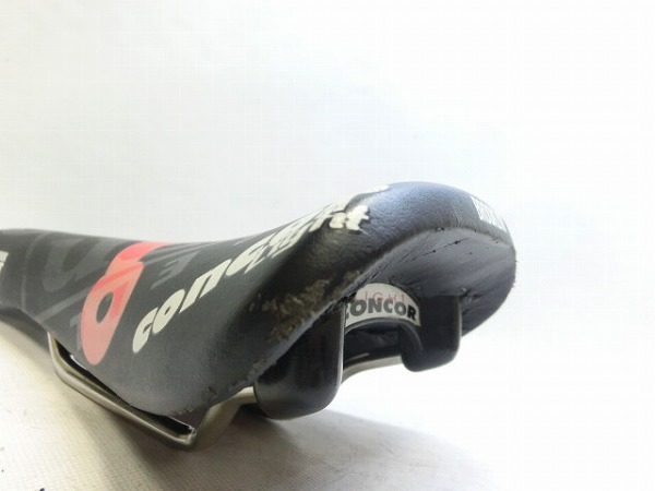サドル CONCOR LIGHT TITANOXレール 後部削れ