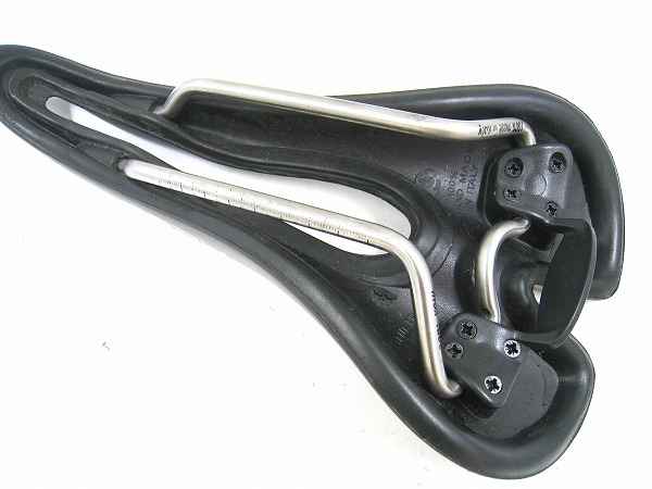 サドル HELL inox tube ブラック