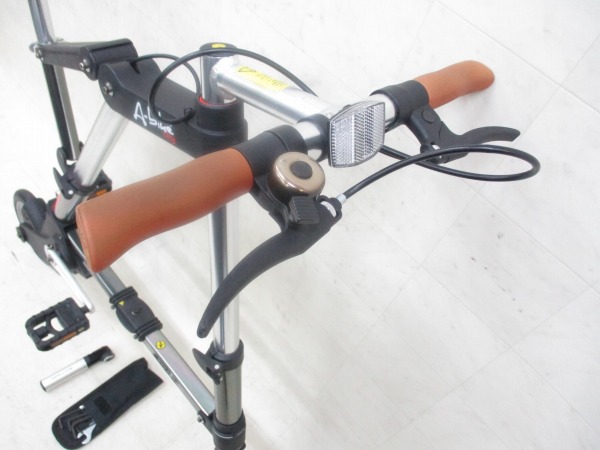 A-BIKE City 専用バッグ付属