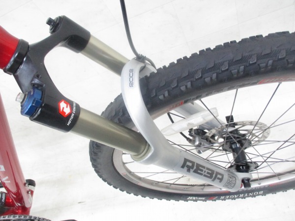 Attitude V RockShox RABA