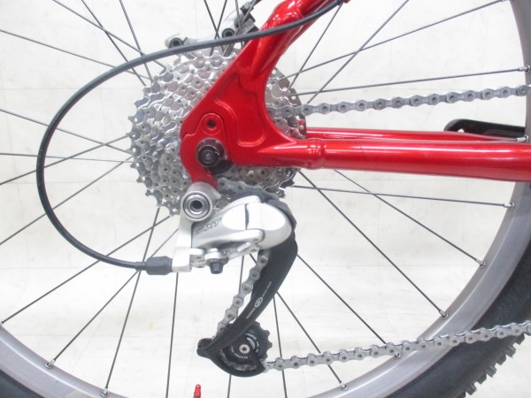 Attitude V RockShox RABA