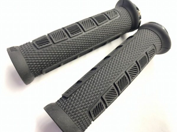 ロックオングリップ 130mm
