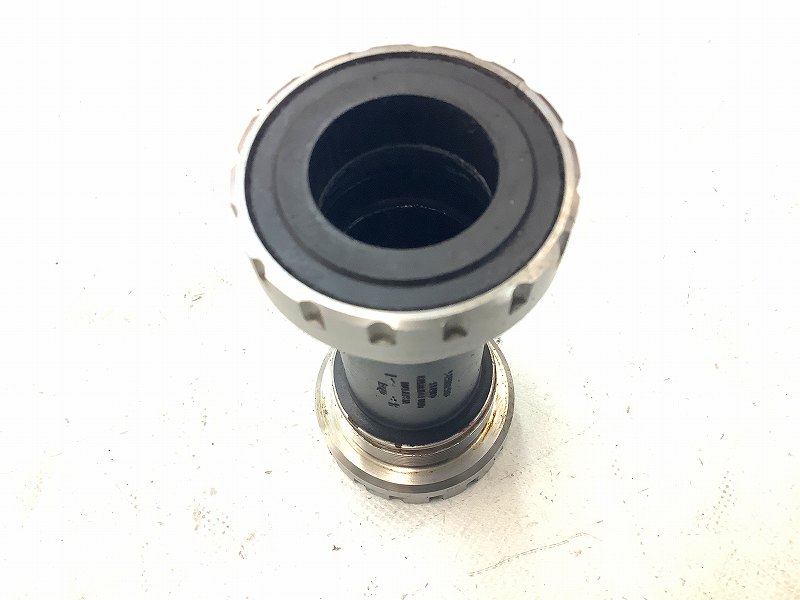 ボトムブラケット 68mm JIS