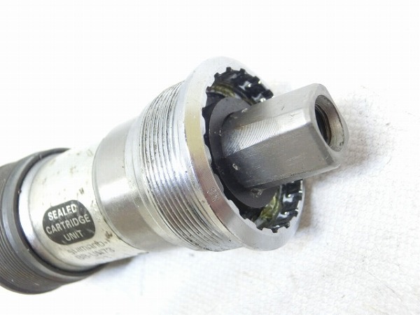 ボトムブラケット　BB-UN73 JIS/73mm/110mm